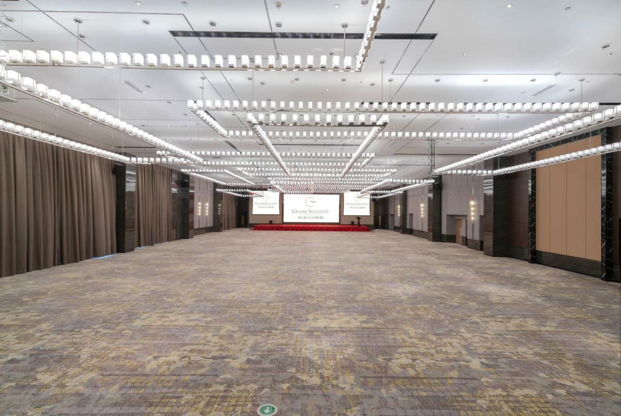 Grand Skylight International Hotel Haoyue Shenzhen Baoan Int'L Exhibition Center Exterior foto